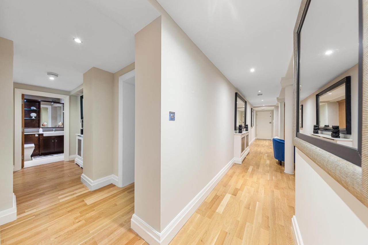 Apartmán Ultra Massive House By Hyde Park Londýn Exteriér fotografie